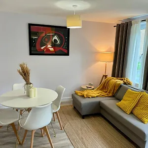 Apartment Brand New Flat 5 With Free Parking And Fast Wifi, York